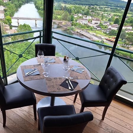 Hotel Bellevue Puy-lʼÉvêque エクステリア 写真