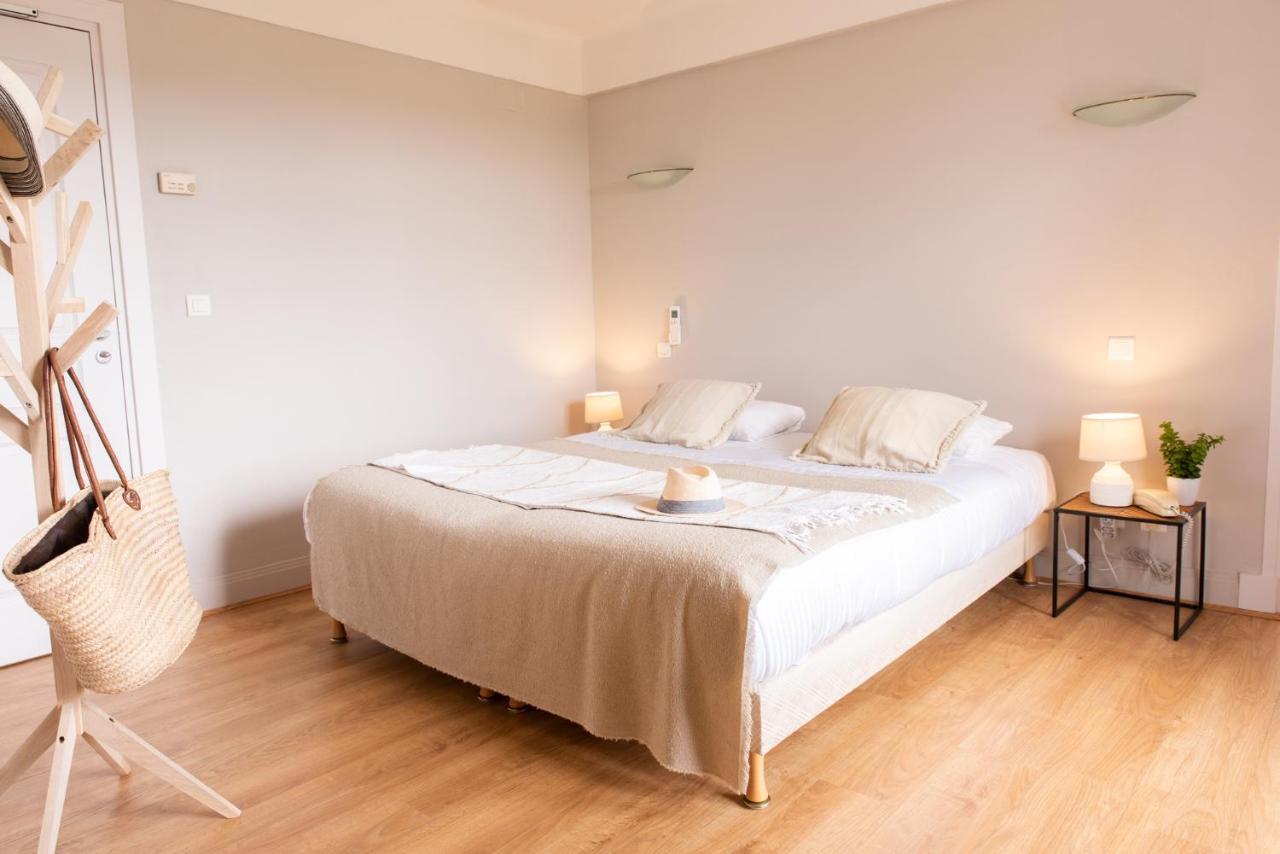 Hotel Bellevue Puy-lʼÉvêque エクステリア 写真