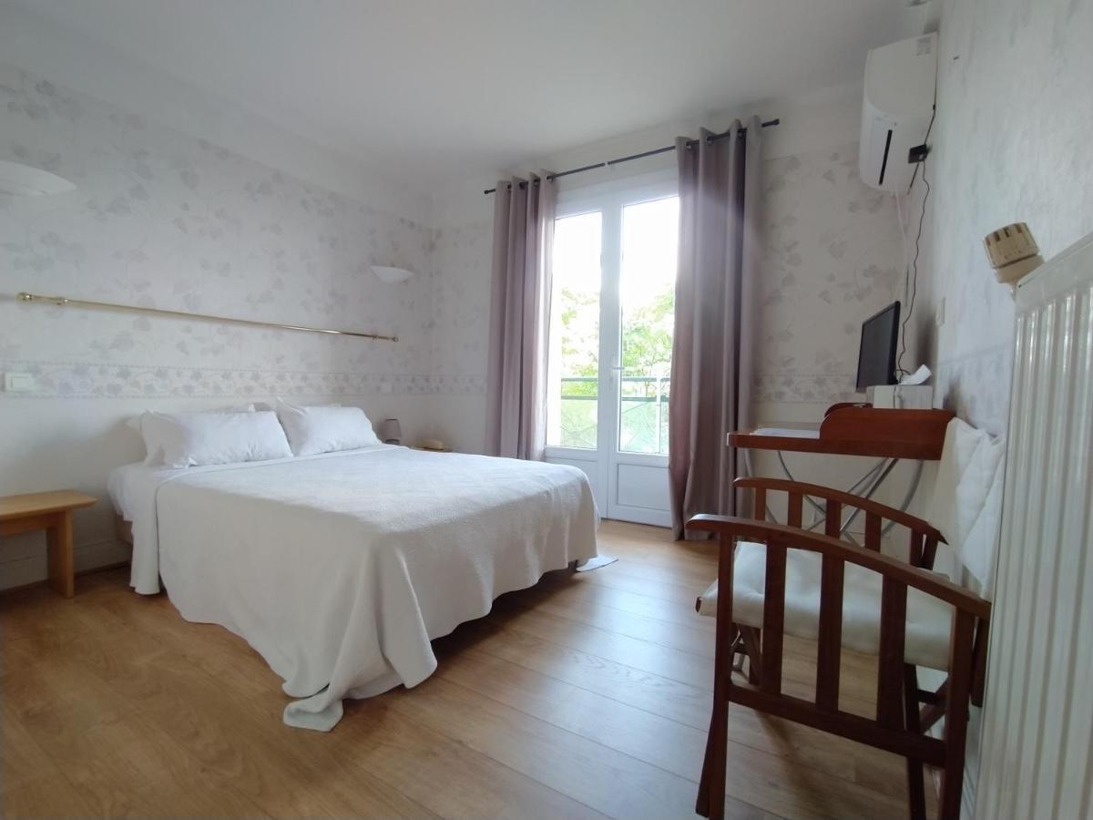 Hotel Bellevue Puy-lʼÉvêque エクステリア 写真