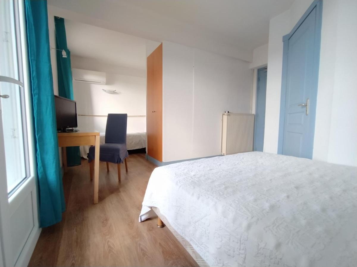 Hotel Bellevue Puy-lʼÉvêque エクステリア 写真
