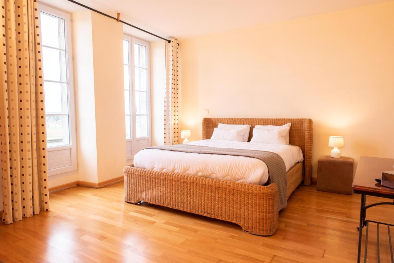 Hotel Bellevue Puy-lʼÉvêque エクステリア 写真